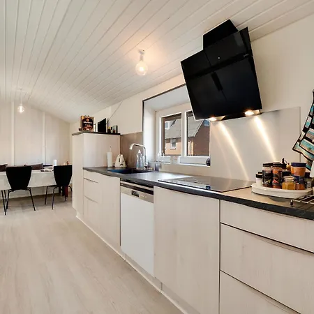 Feriehus Helårshus Kun 350 M Fra Vesterhavet Sj1040 *